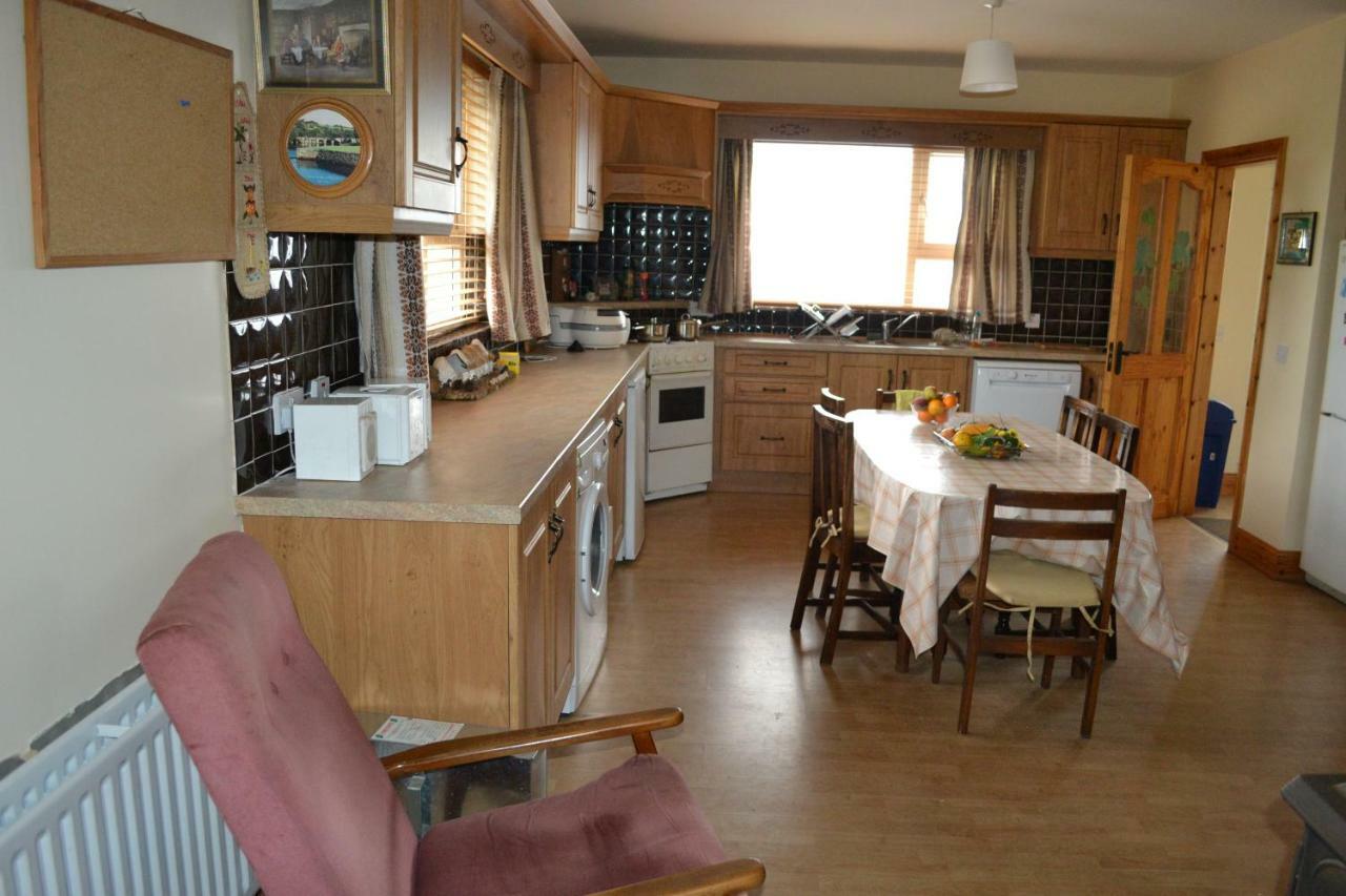 Sally'S Vineyard Buncrana Bagian luar foto